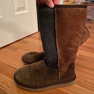 Color block UGGs. Size 6, super rare! Never have seen these again